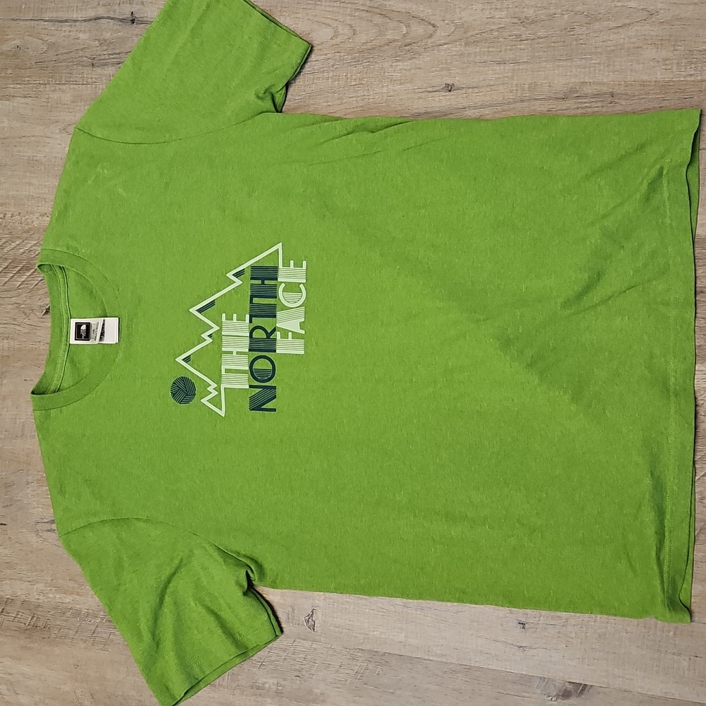 EUC The North Face Tee Shirt Large